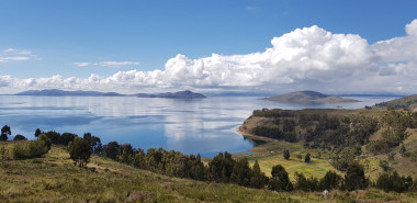 Frontière et le lac Titicaca